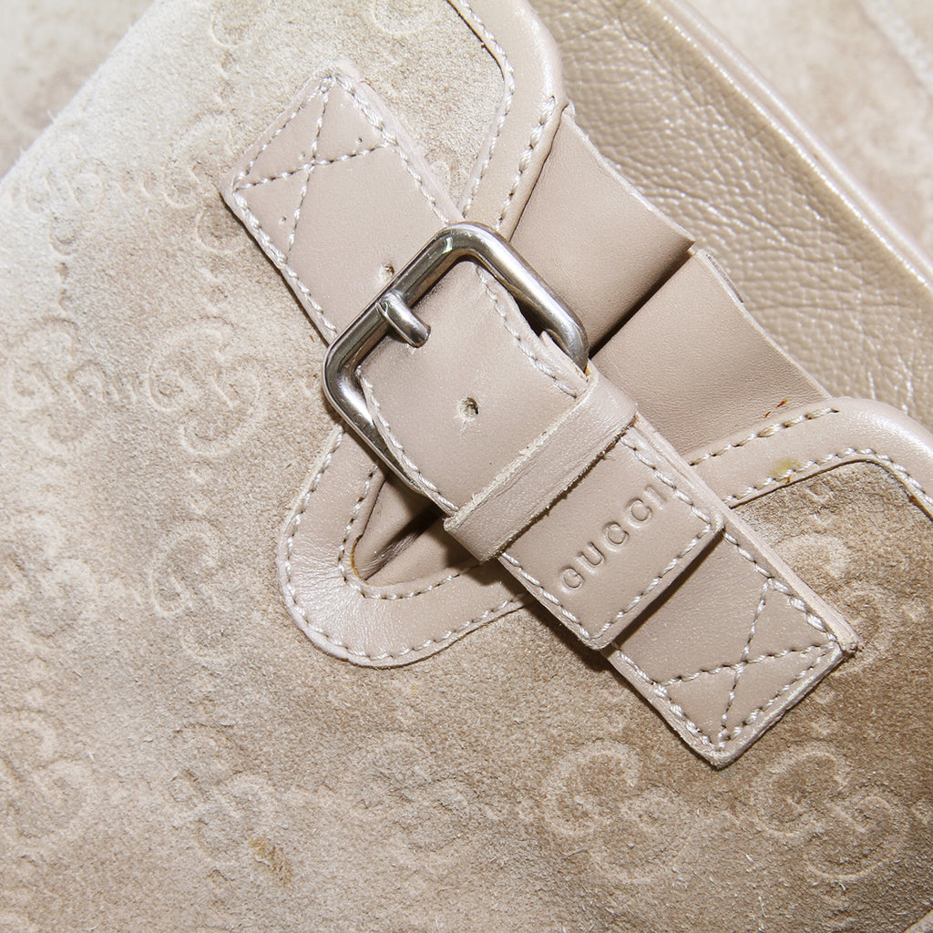 Textured Pump